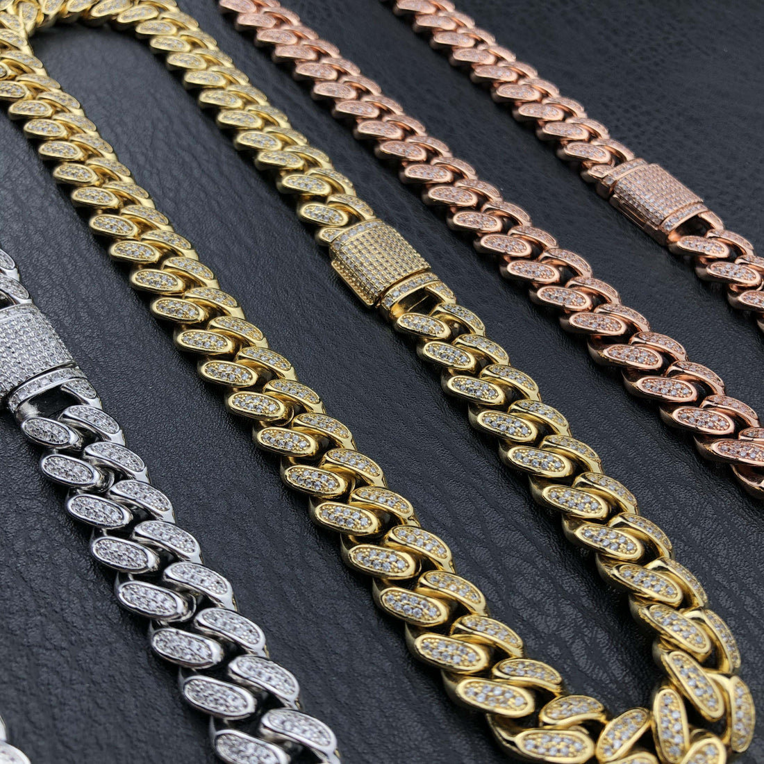 12 mm diamanten Cubaanse ketting in witgoud