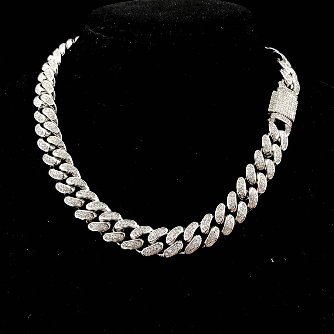 12 mm diamanten Cubaanse ketting in witgoud