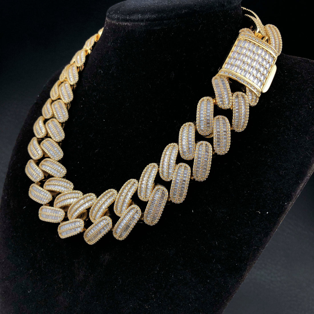26 mm diamanten baguette Cubaanse ketting