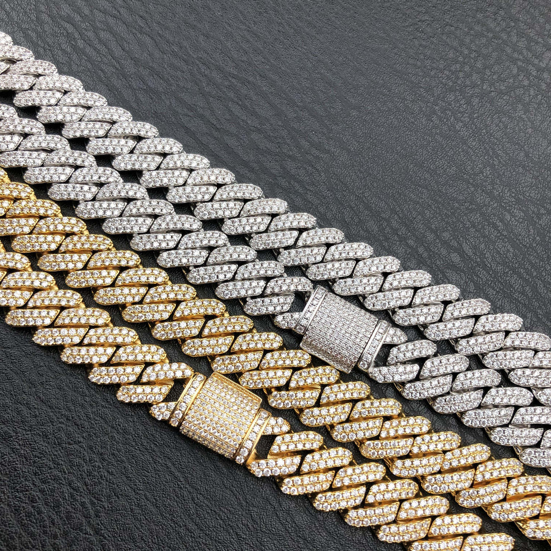 12 mm Cubaanse schakelketting met ijskristallen