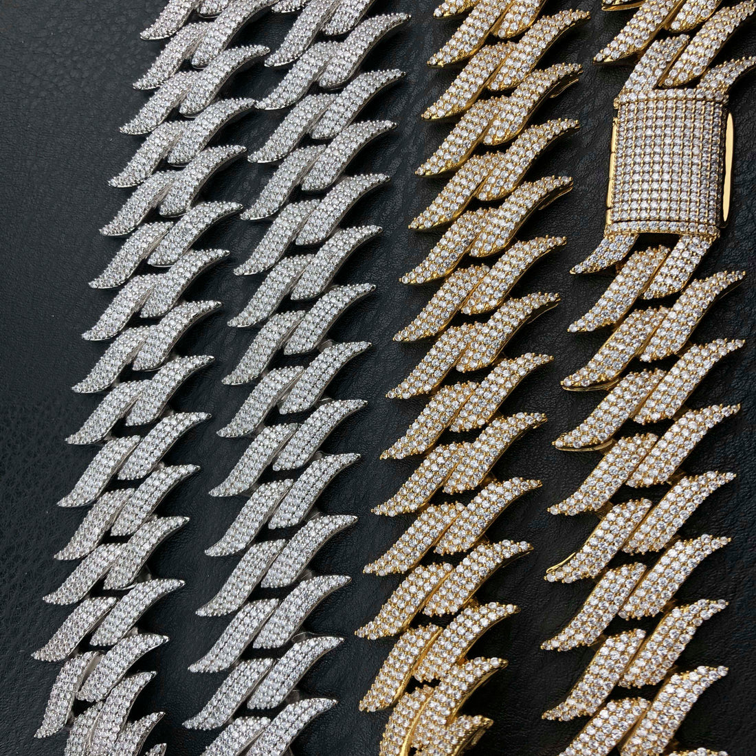 30 mm Cubaanse ketting met spikes
