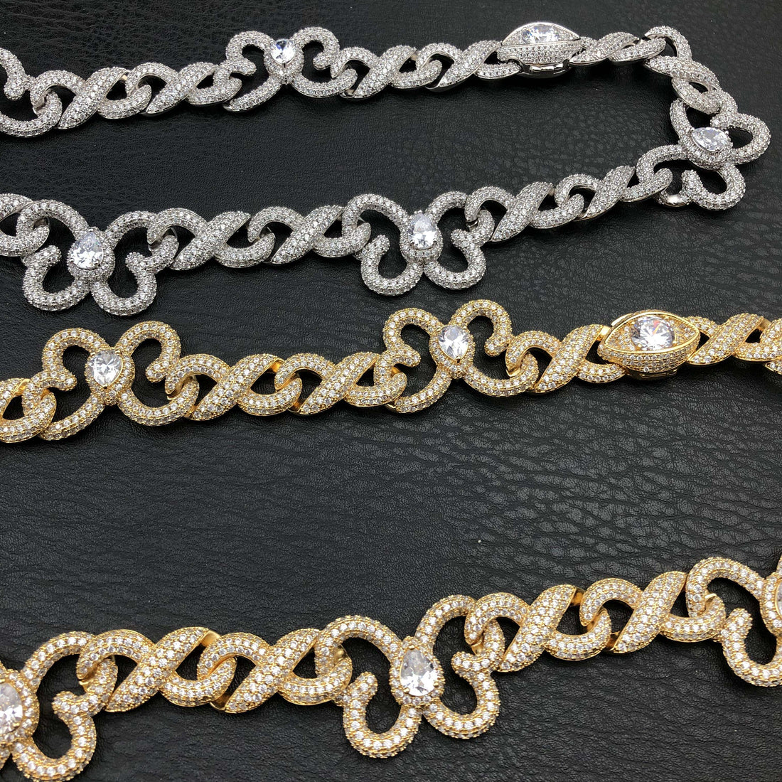 15 mm Infinity vlinderdiamantenketting