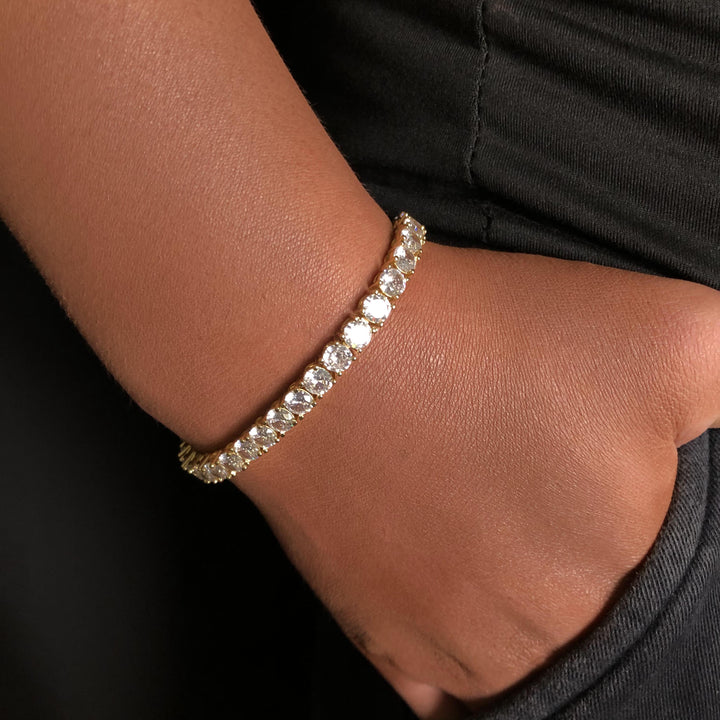 Tennisarmband met ronde geslepen diamanten van 5 mm en 3 mm
