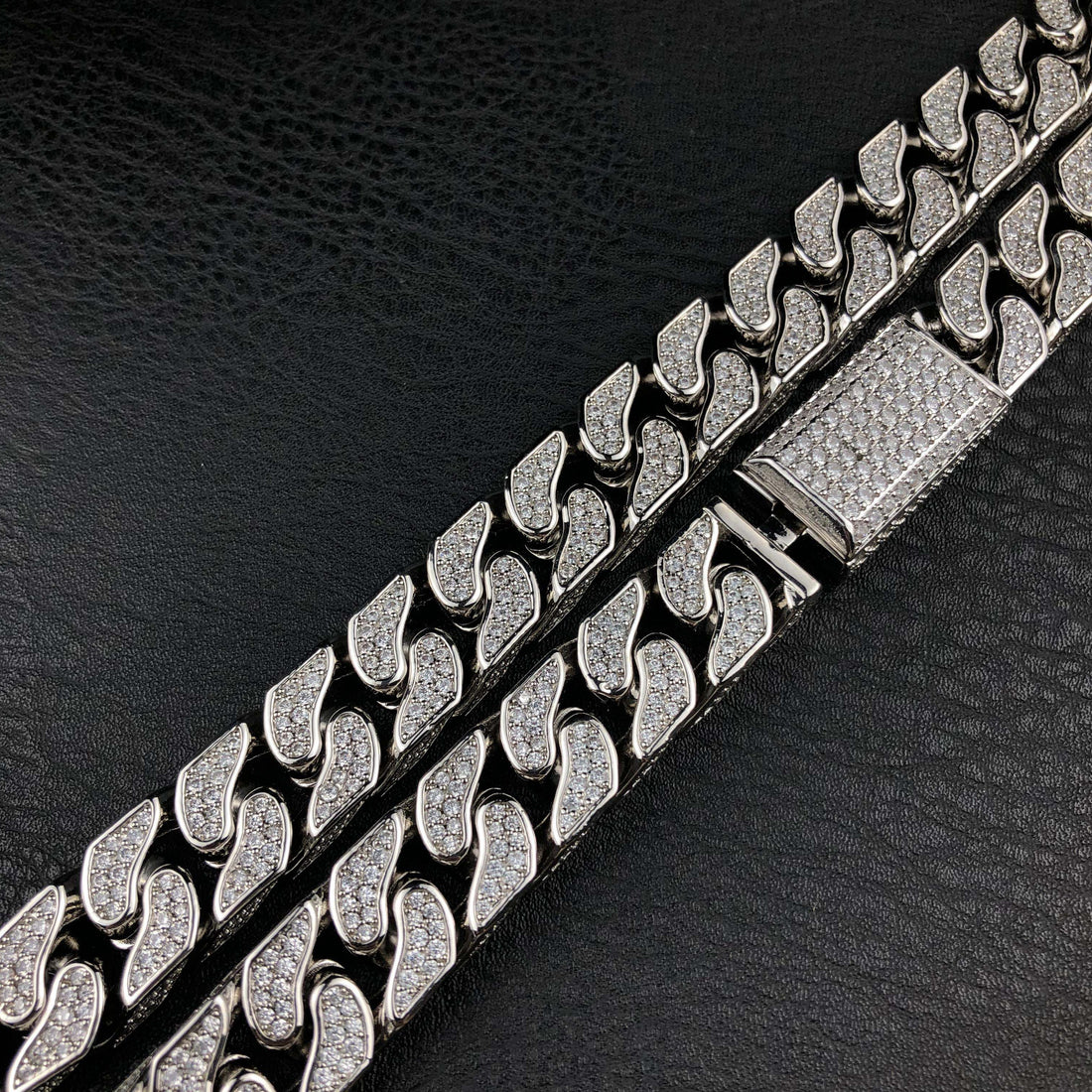 19 mm diamanten Cubaanse ketting