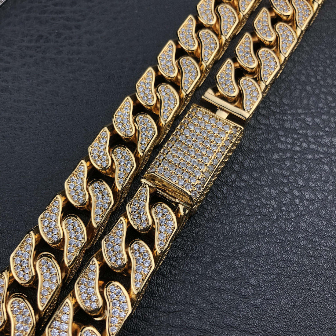 19 mm diamanten Cubaanse ketting