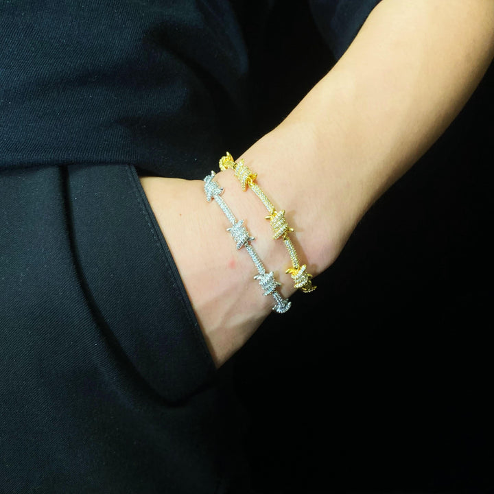 Armband met diamantprikkeldraad