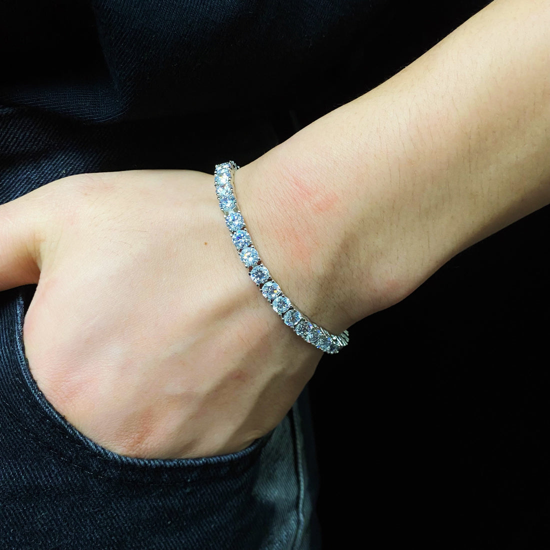 Tennisarmband met ronde geslepen diamanten van 5 mm en 3 mm
