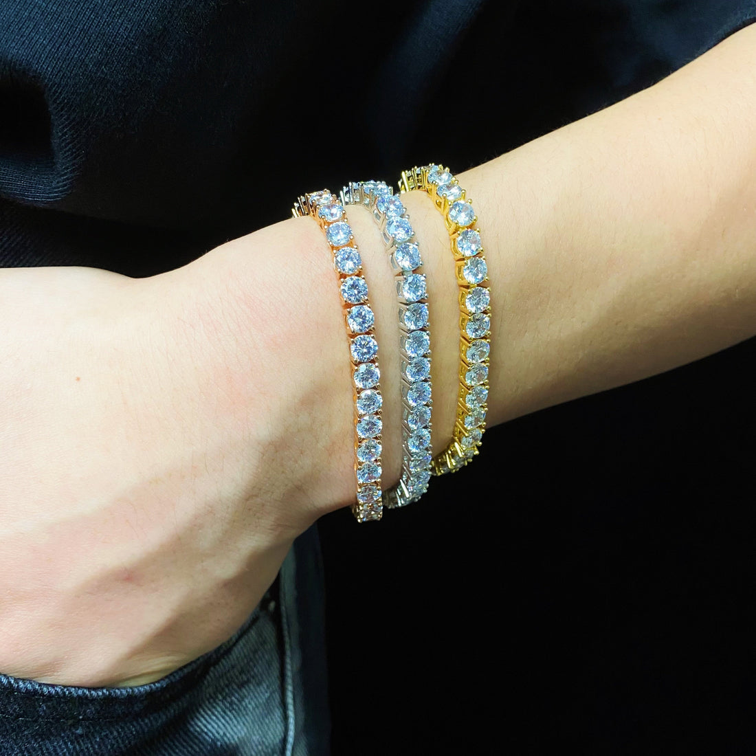 Tennisarmband met ronde geslepen diamanten van 5 mm en 3 mm