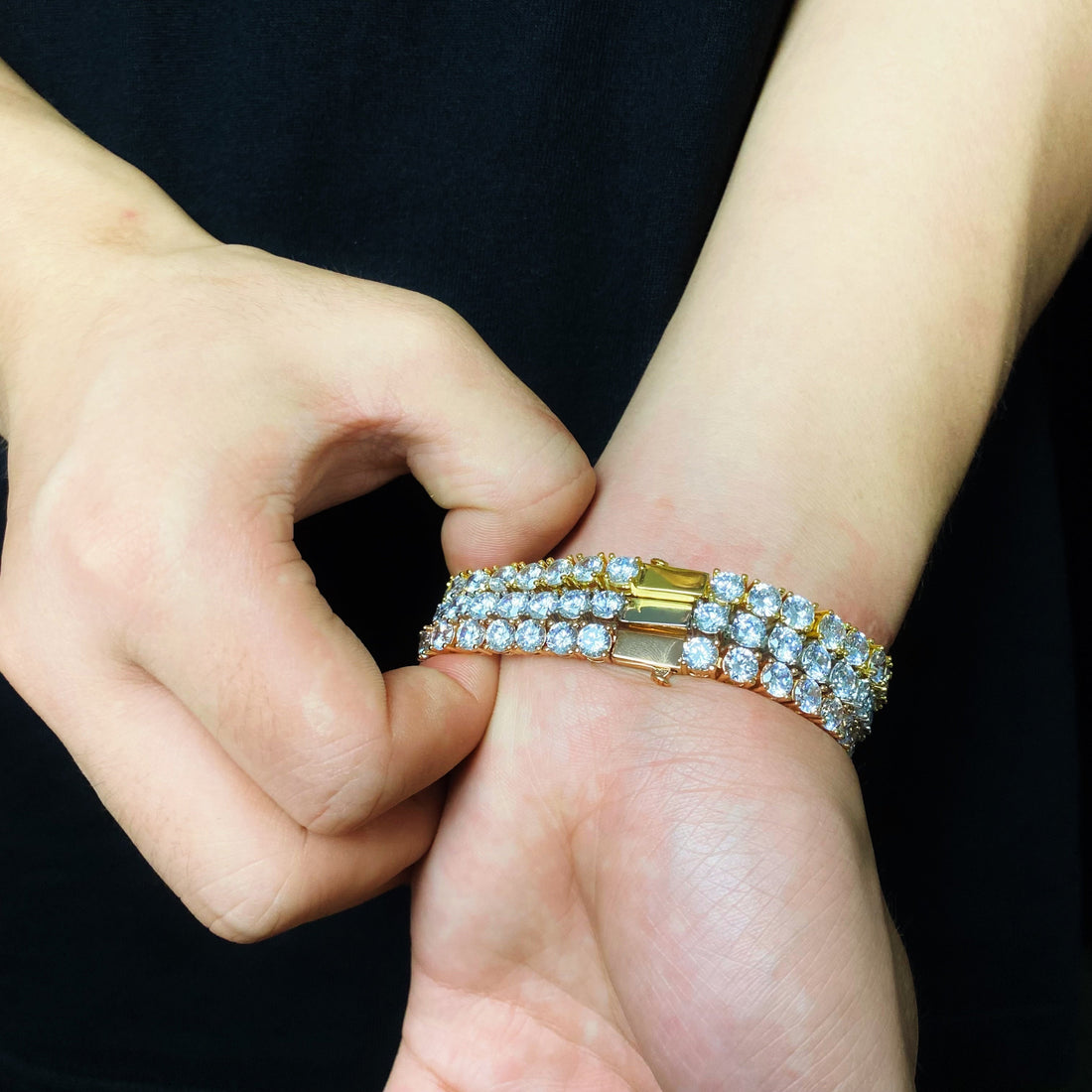 Tennisarmband met ronde geslepen diamanten van 5 mm en 3 mm