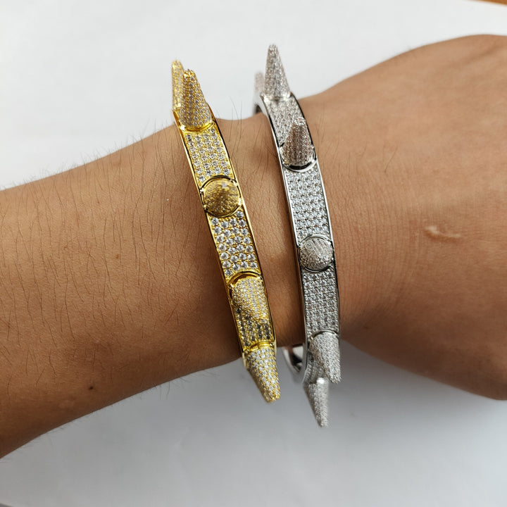 Iced Spiked Armband